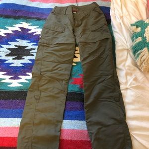 North Face convertible olive green cargo pant 2